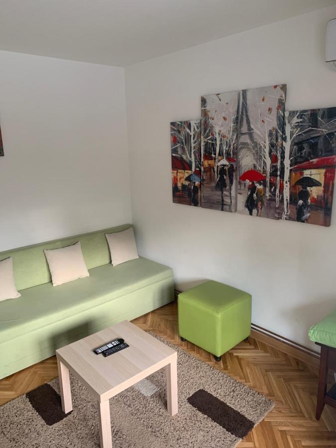 apartman Fuerte 2 Belgrad Exterior foto