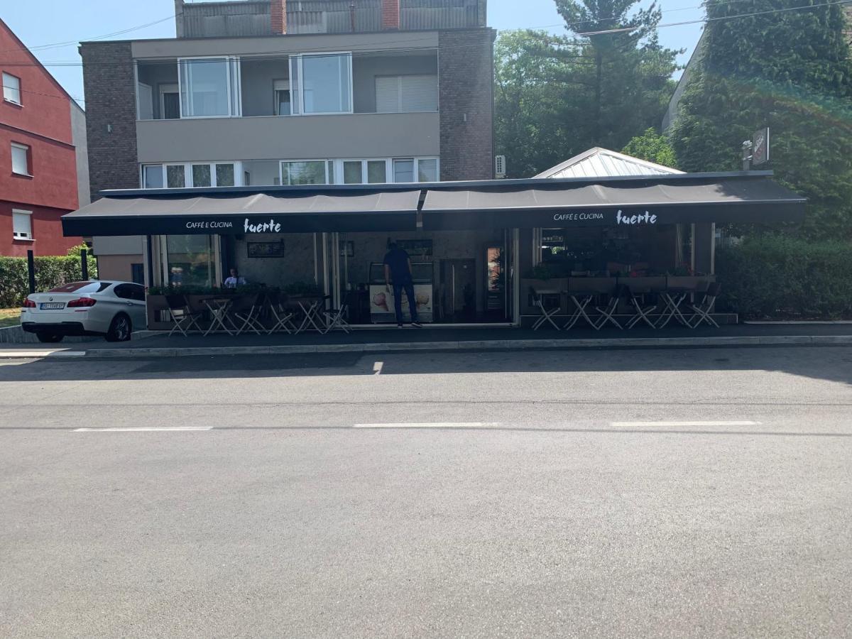 apartman Fuerte 2 Belgrad Exterior foto